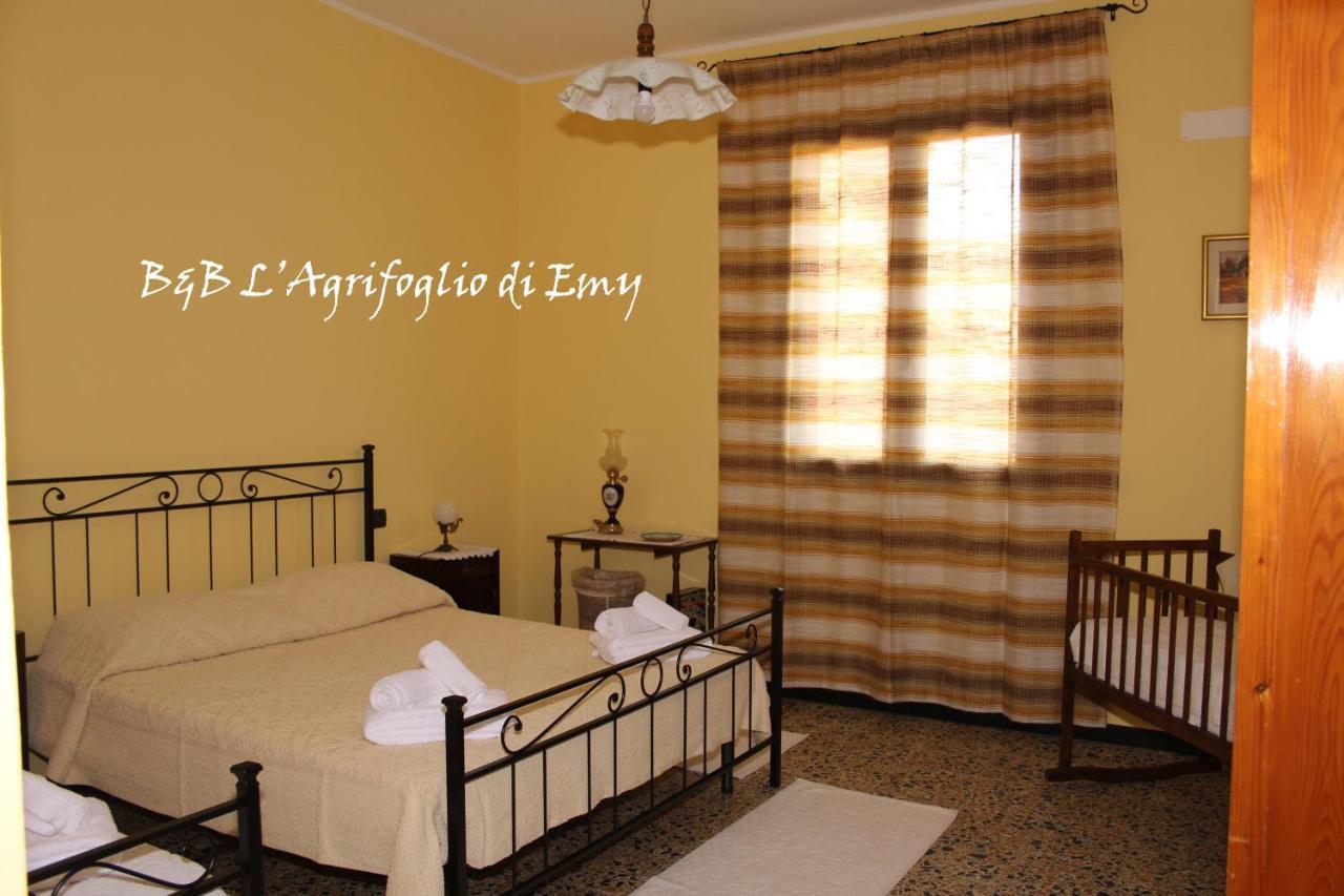 L'Agrifoglio Di Emy Bed & Breakfast Guspini Dış mekan fotoğraf