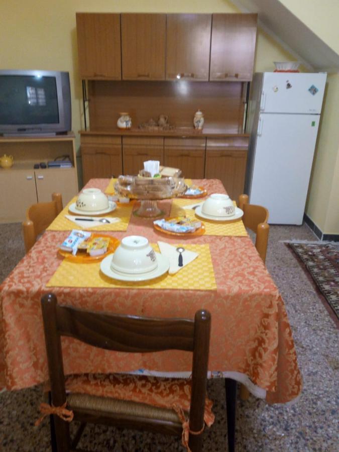 L'Agrifoglio Di Emy Bed & Breakfast Guspini Dış mekan fotoğraf