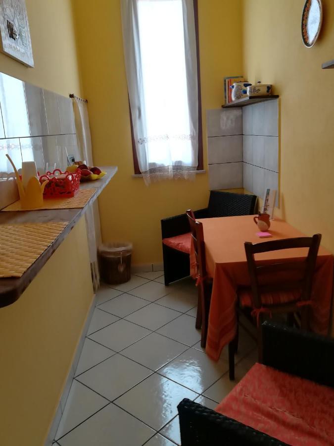 L'Agrifoglio Di Emy Bed & Breakfast Guspini Dış mekan fotoğraf